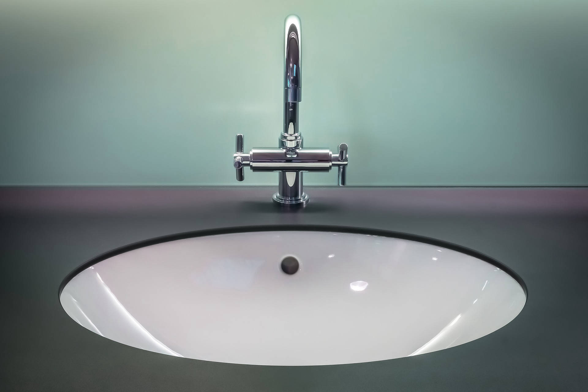 BM BuildTrade Toilet Sink